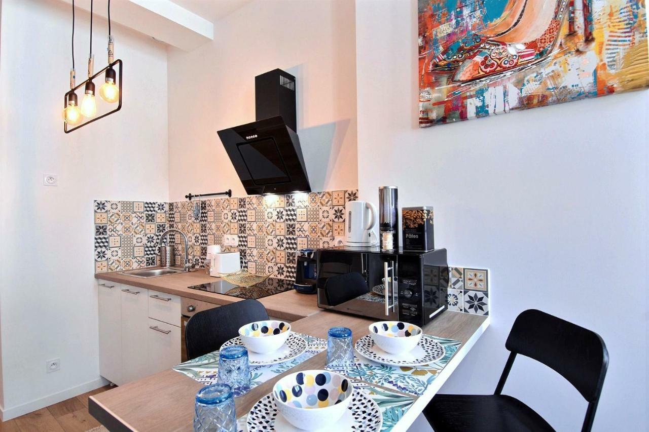 Appartement Neuf Hyper Centre _ Saint Ferreol Marseilles Buitenkant foto